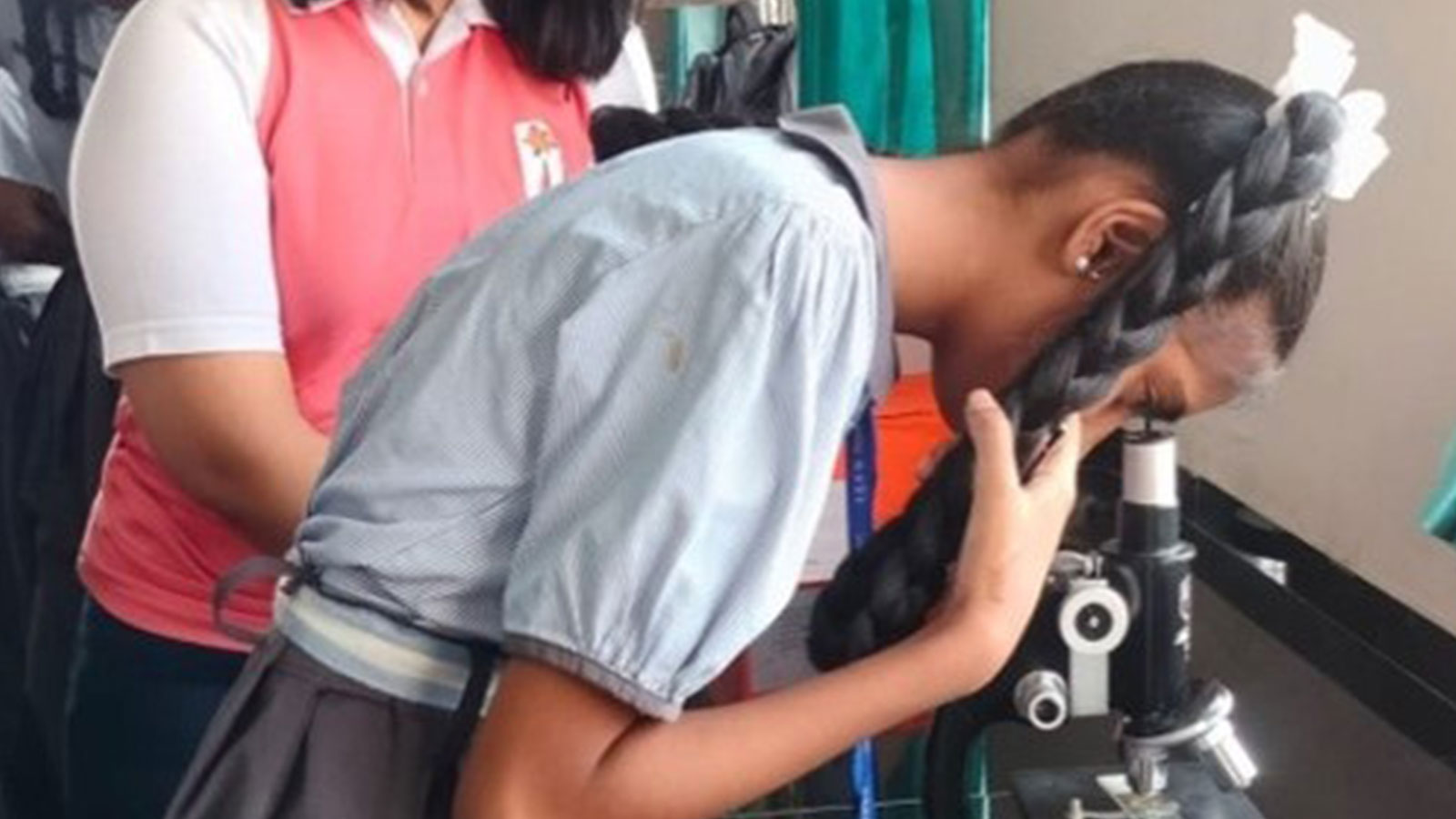 COMMUNITY UPLIFT: Visit to a Science lab from our Rabale community centre