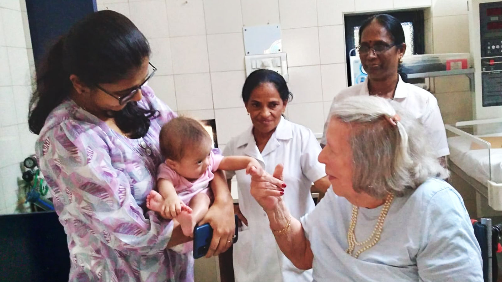 EVENTS: Visit of our Chairperson Emerita, Mrs Simone Tata, to our Child Care Centre