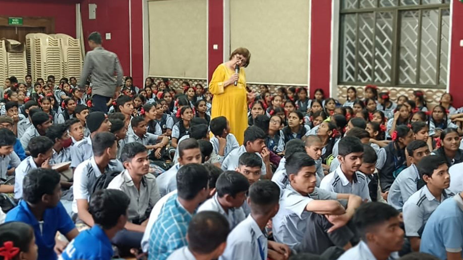 EVENTS: Stress management workshop conducted by Trustee Mrs Mani Mistry Elavia, for high school students at our Rabale community centre