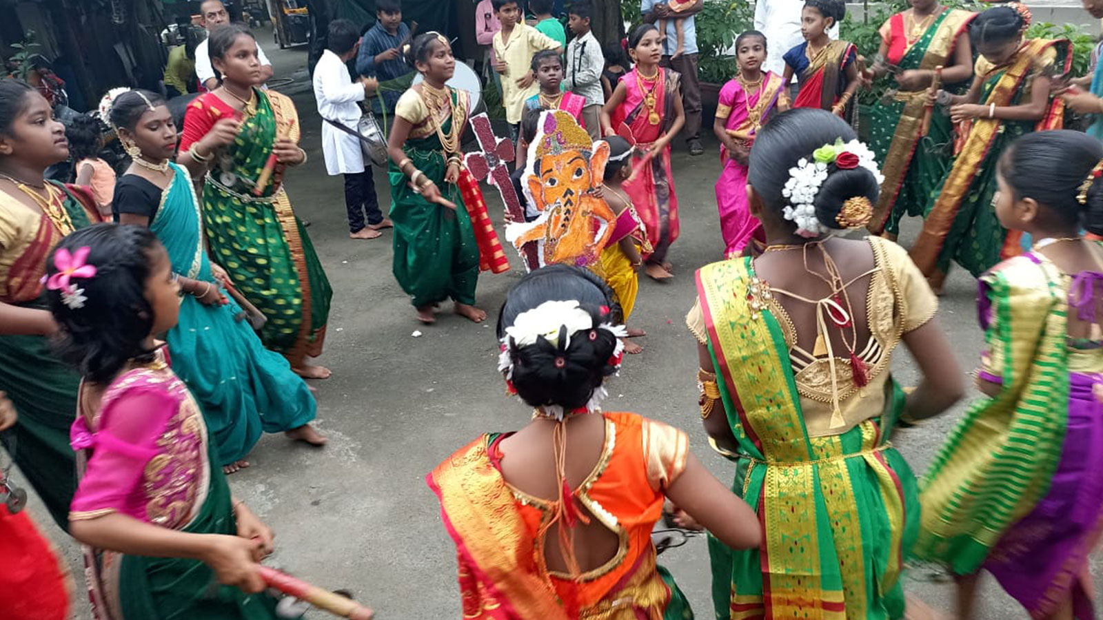 EVENTS: Ganeshotsav at our Mahatma Gandhi Nagar Quarry centre