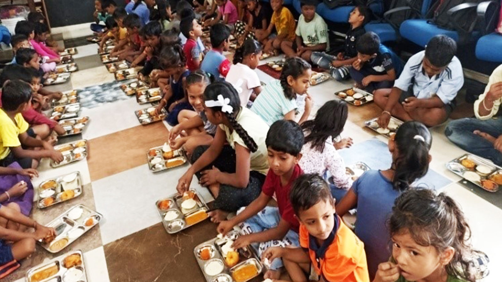 NUTRITION: Nutritious lunch for Navratri at our Mahatma Gandhi Nagar Quarry community centre